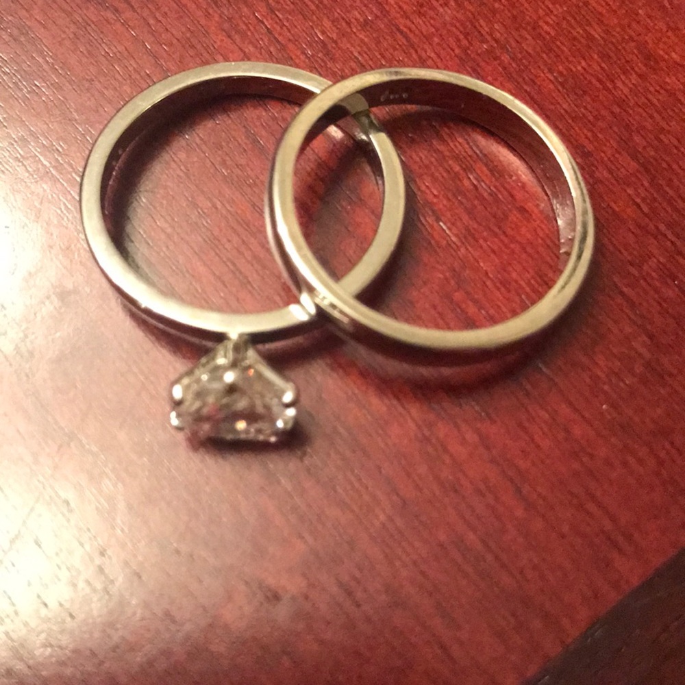 Wedding Ring Set - Picture 2 of 3